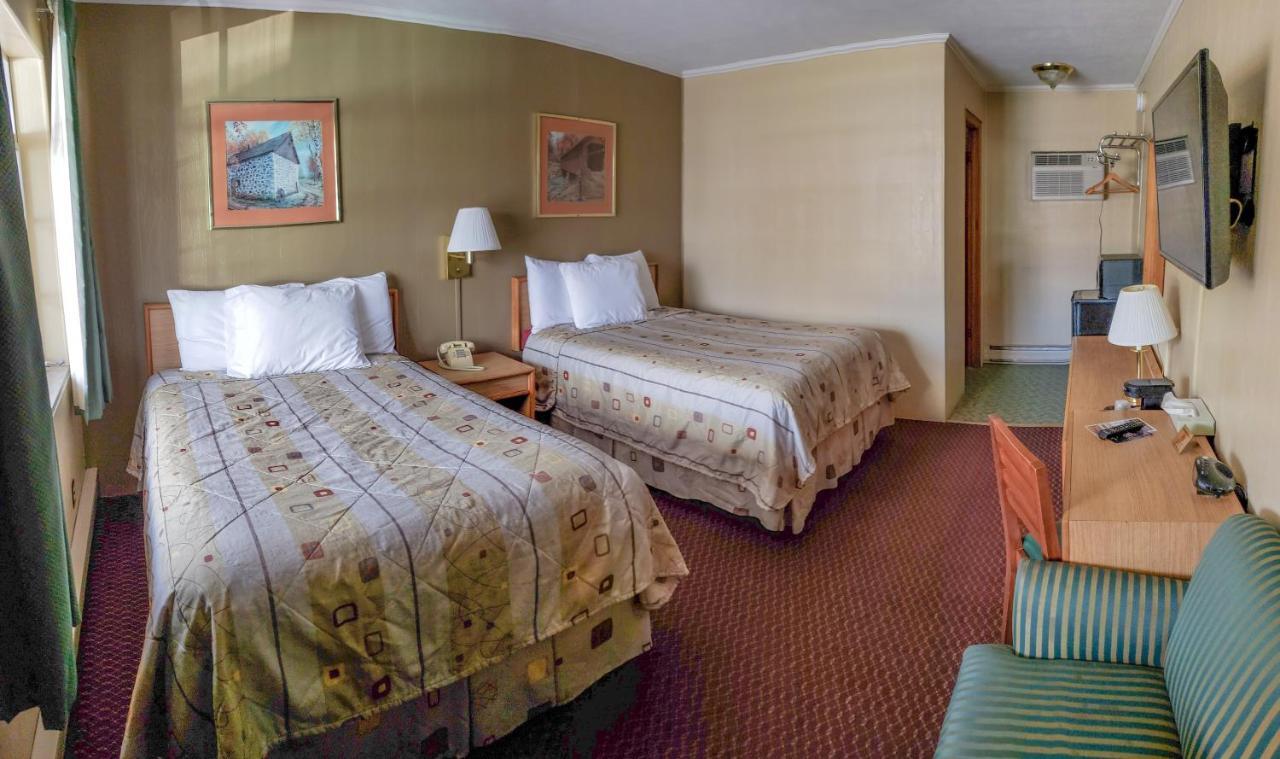 Economy Inn Taylorville Bagian luar foto